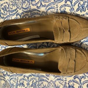 VIA SPIGA Women Suede Pump Heel Dress Penny Loafer Comfort Shoes Taupe Sz 6.5 M